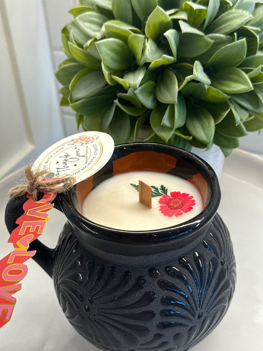 Elegant Black Taza Candle