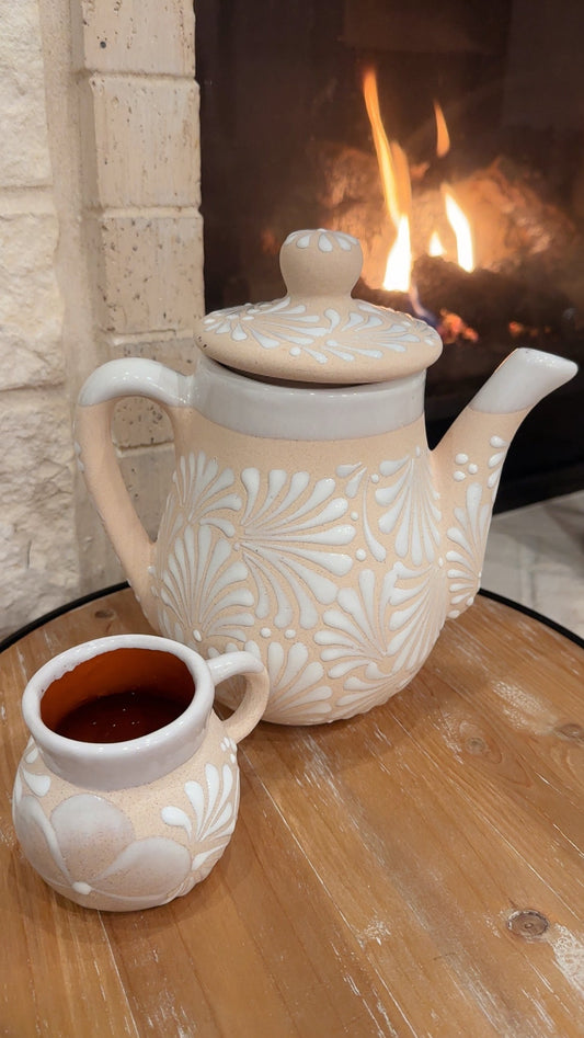 Hand Painted Artesian Tea Pot w/2 Tazas