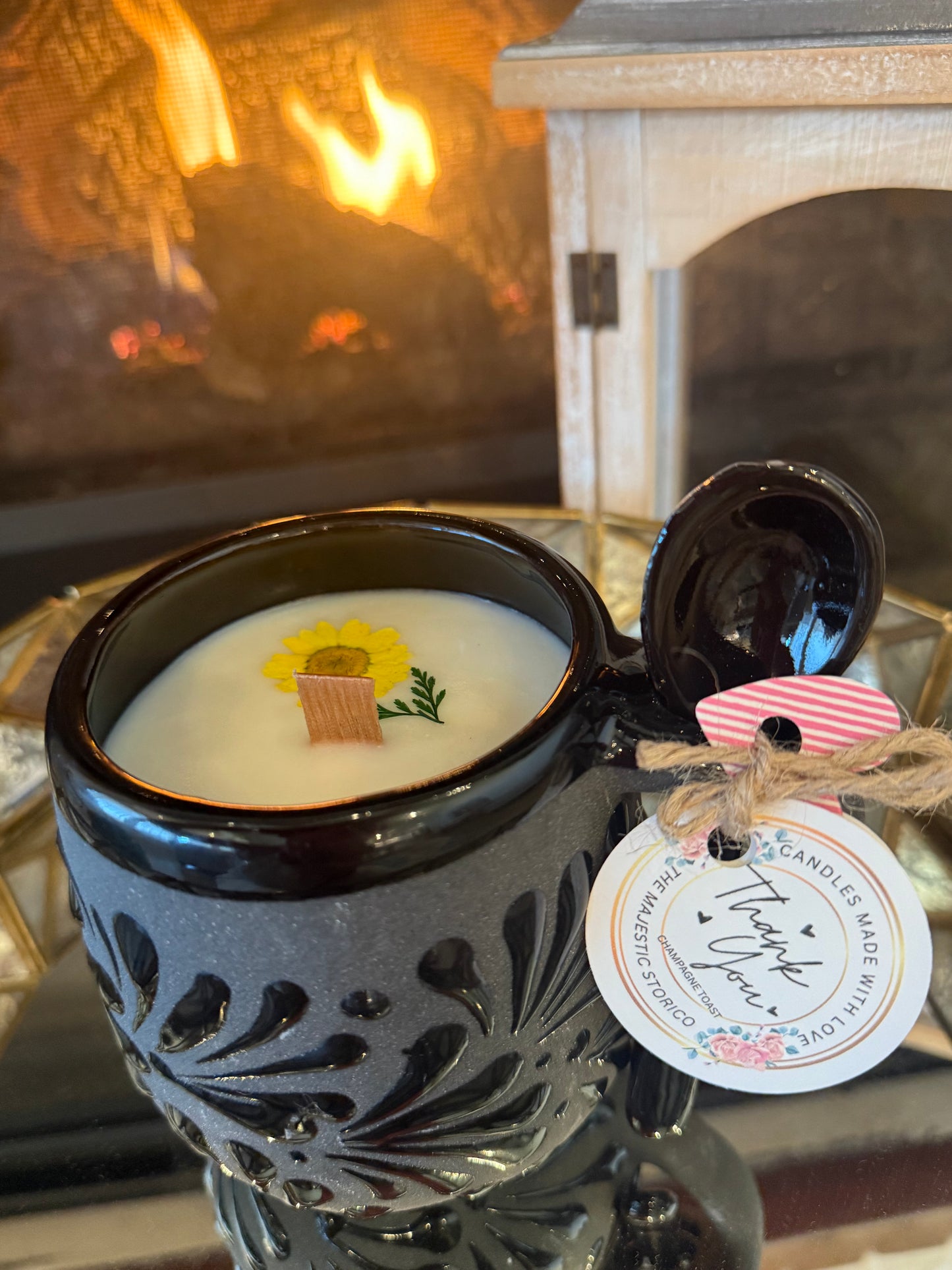 Elegant Taza Candle & Spoon Black