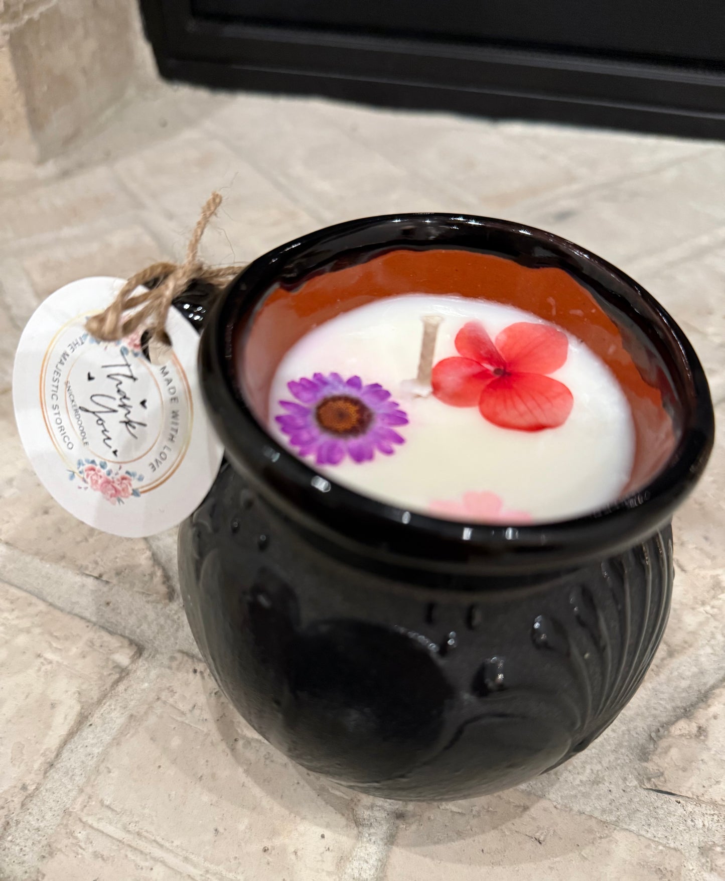 Elegant Black Taza Candle