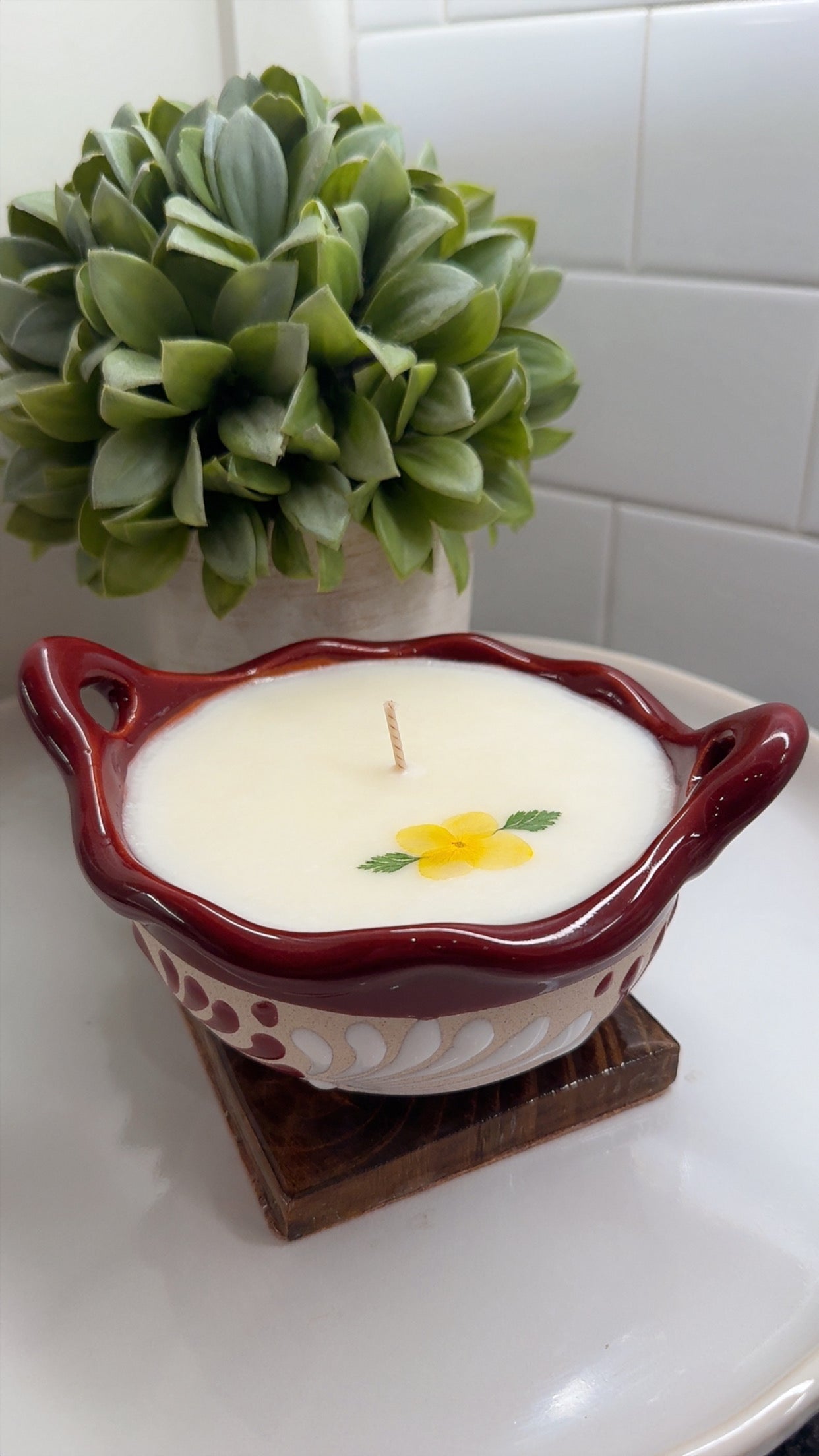 Cazuelita Candle Maroon
