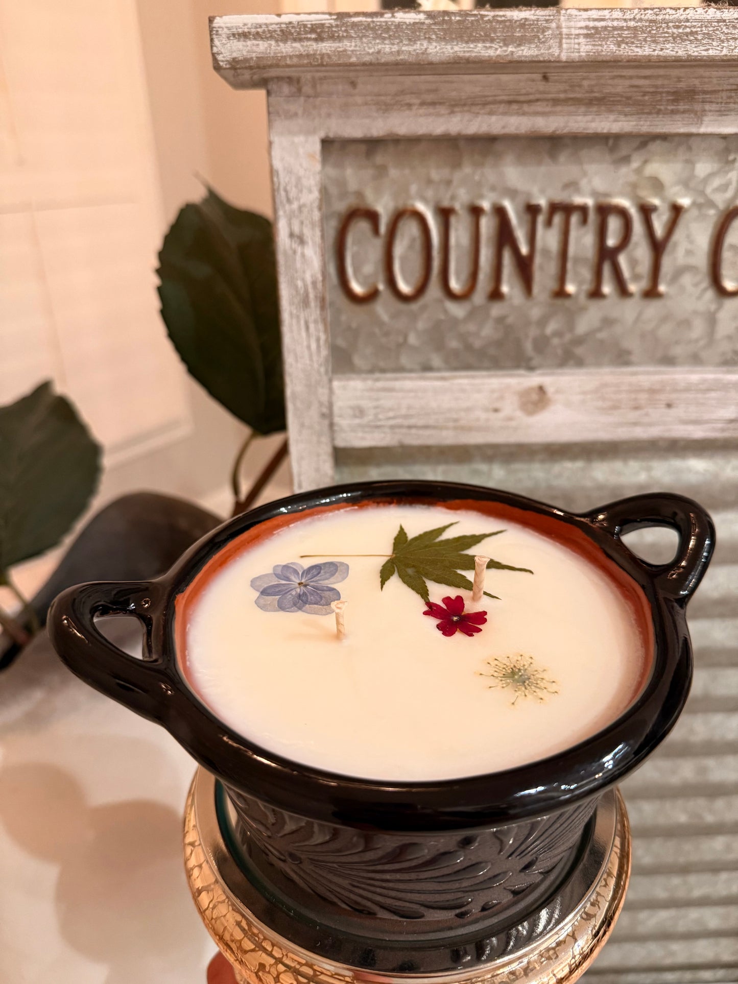 Elegant Black Cazuelita Candle